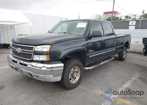 2005 Chevrolet Silverado 2500Hd Ls from USA, damaged, VIN 1GCHC23215F913910
